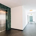 Apartment Green-building *